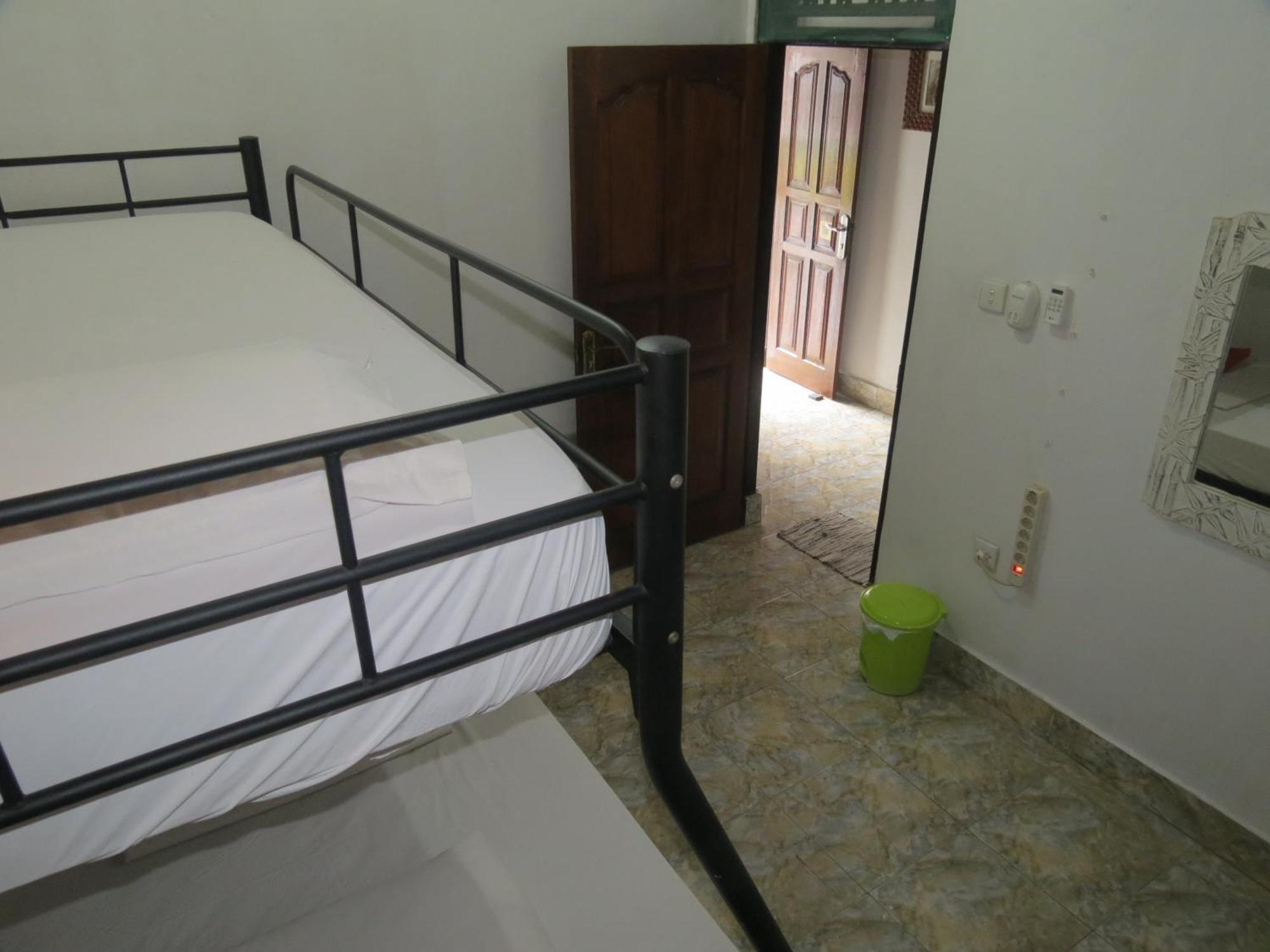 八丹拜 Lemon House旅舍 外观 照片